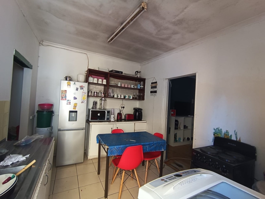 6 Bedroom Property for Sale in Surrey Estate Western Cape